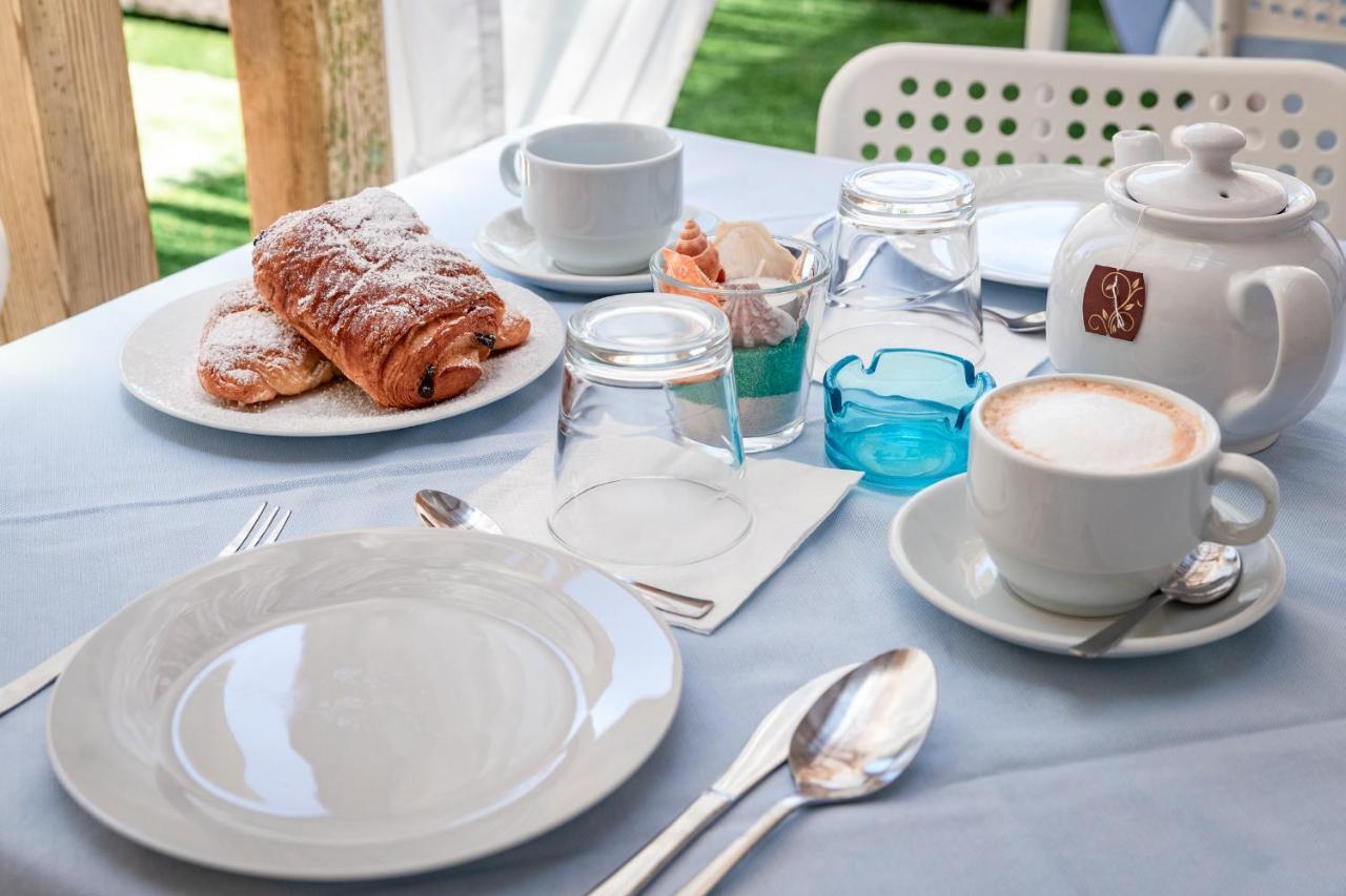 La Smeralda - Boutique Rooms And Breakfast Golfo Aranci Eksteriør bilde